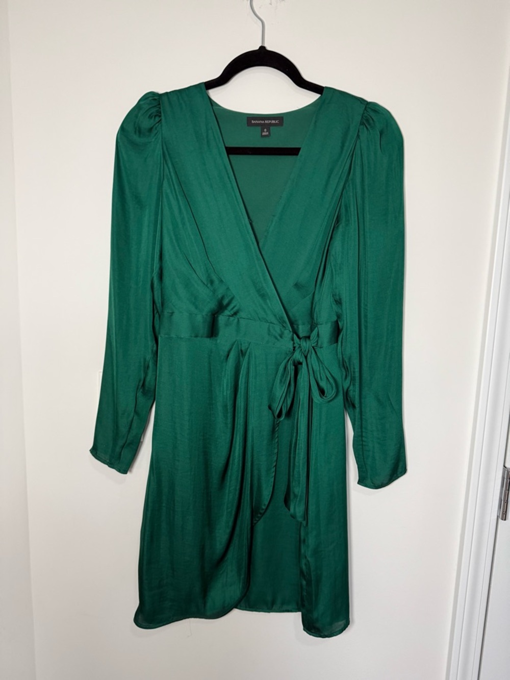 Banana Republic Green Long-Sleeve Wrap Dress
